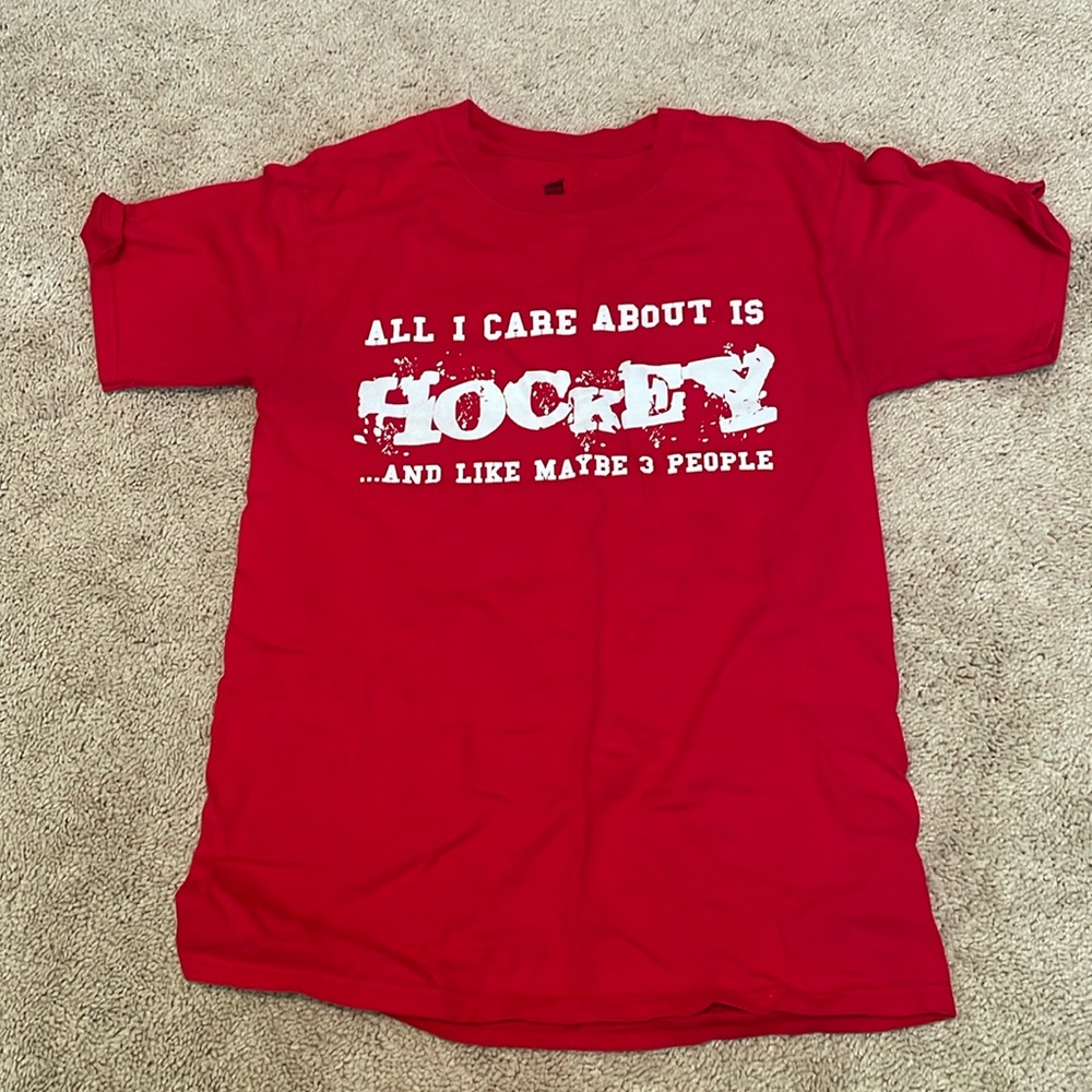 Women’s red hockey t-shirt